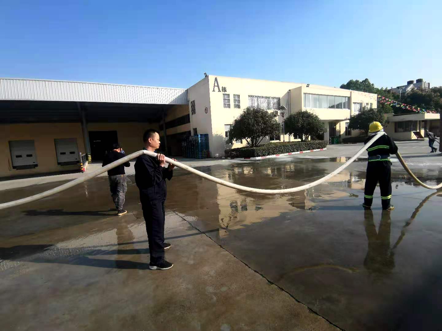 如何斷開和停止發電機？